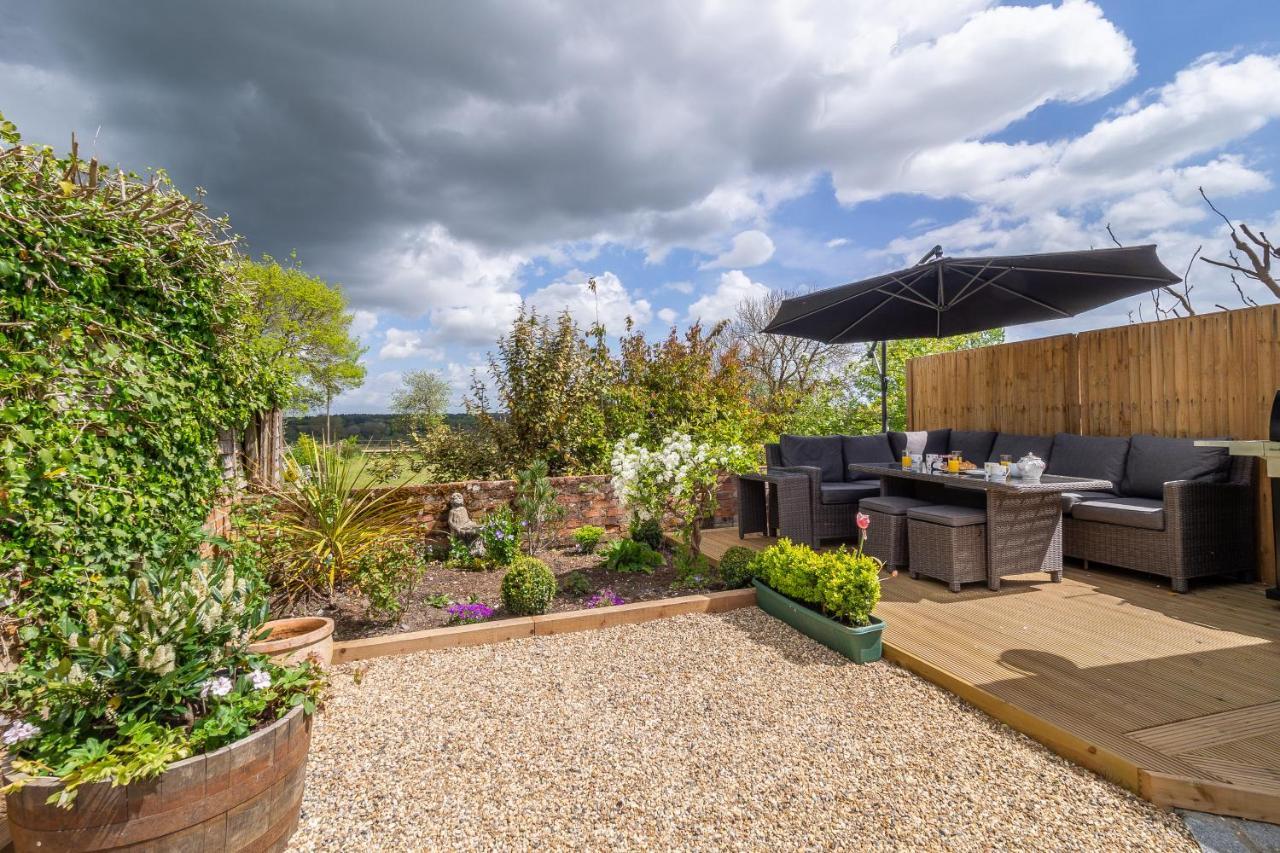 Immaculate Luxury Retreat In Pretty Village With Great Pubs - Box Valley Cottage Stoke-by-Nayland Exterior foto