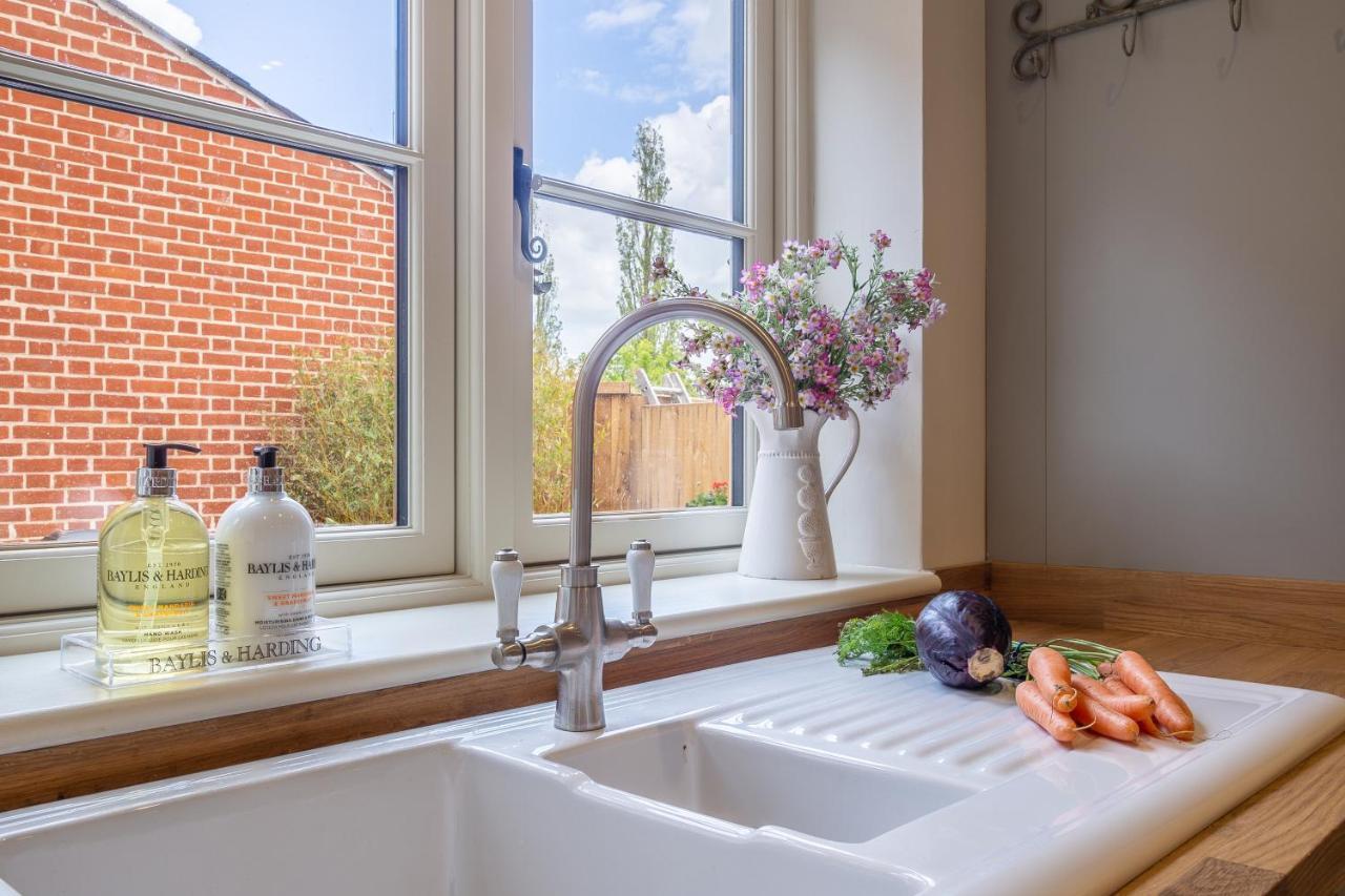 Immaculate Luxury Retreat In Pretty Village With Great Pubs - Box Valley Cottage Stoke-by-Nayland Exterior foto